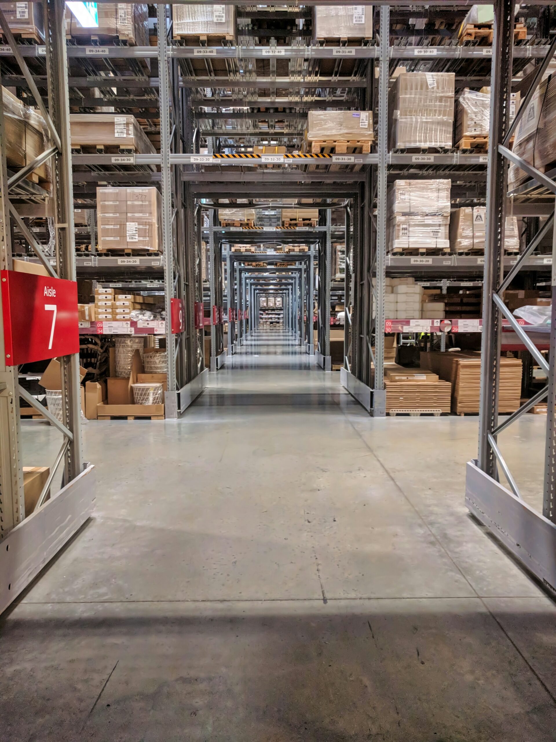 Slash logistics costs with flat packed products
