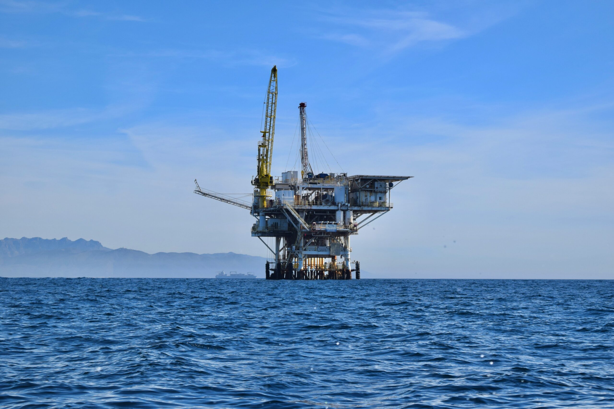 Offshore oil and gas platform